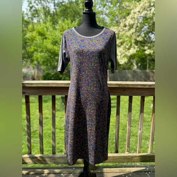 LuLaRoe Dresses & Skirts - LuLaRoe Black and Gray Sheath Midi Dress Casual Short Sleeve